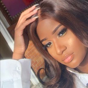 Meet your Posher, Cydeana